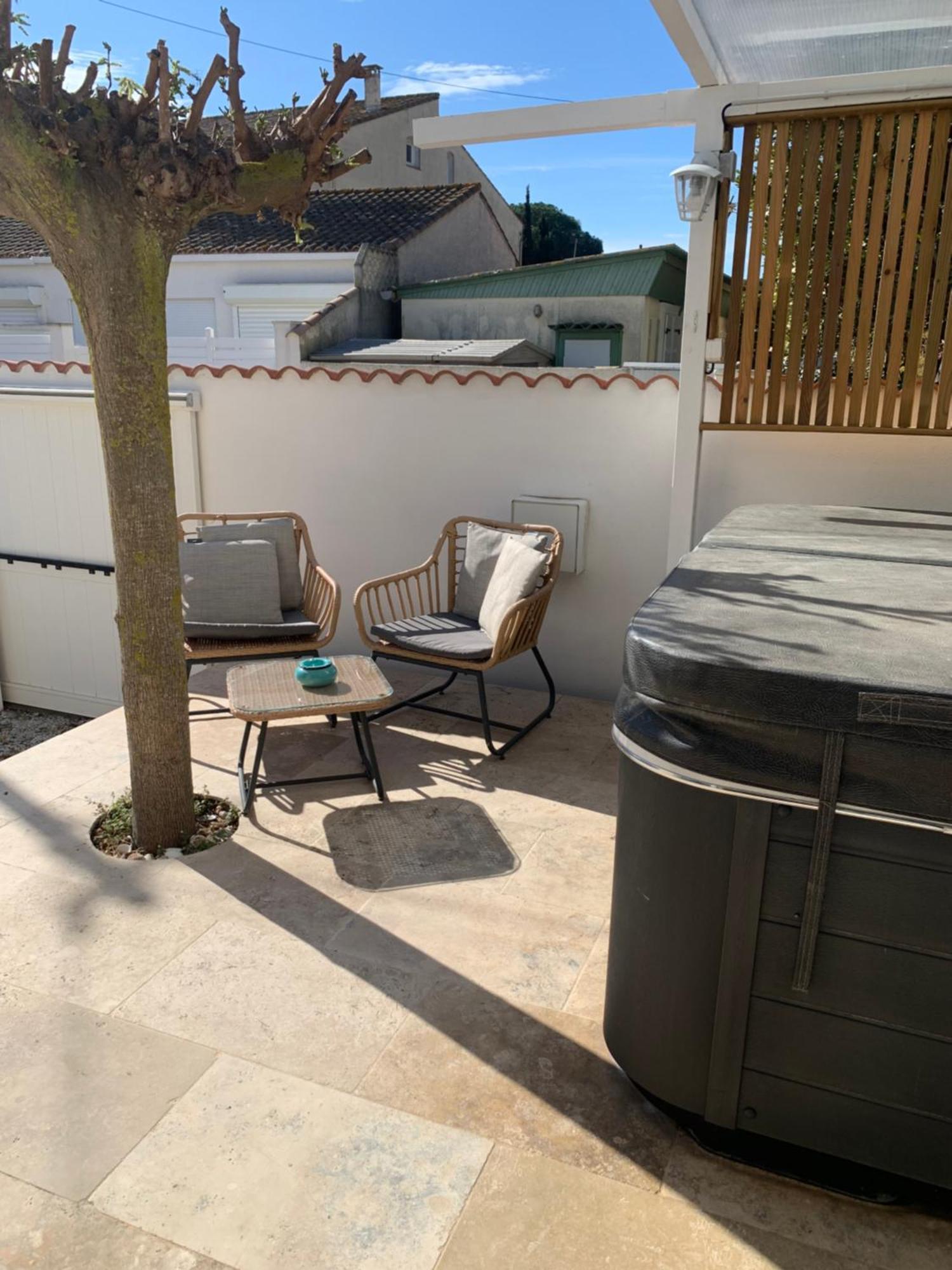 Villa L'Amiraute Agde Exterior photo